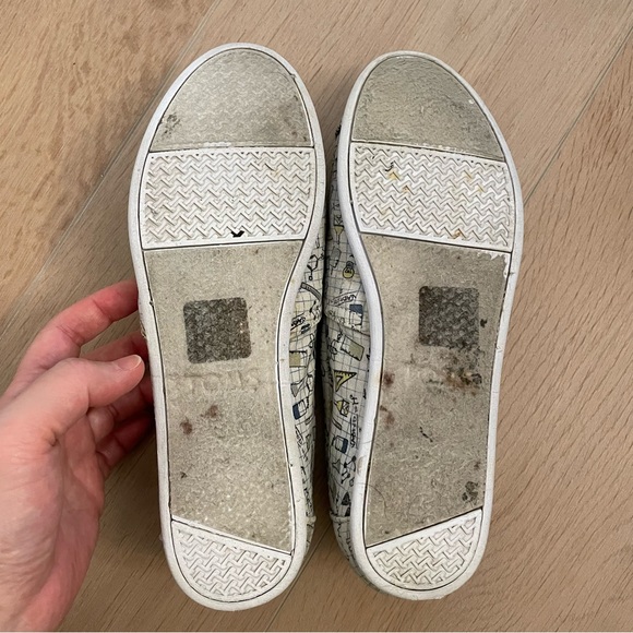 TOMS Math & Science Graphic Shoes - Picture 6 of 6